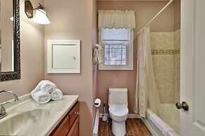 The Queens Croft V2 - Luxury Killington Ski Home. Newer. Better. Ski-i