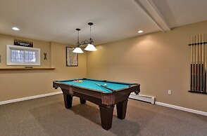 The Queens Croft V2 - Luxury Killington Ski Home. Newer. Better. Ski-i