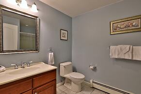 The Queens Croft V2 - Luxury Killington Ski Home. Newer. Better. Ski-i