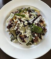 Lakeview Hills Country Club & Resort