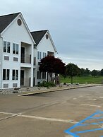 Lakeview Hills Country Club & Resort