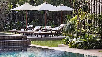 Shintana Saya La Maison