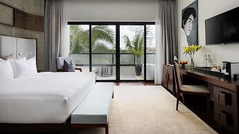 Shintana Saya La Maison