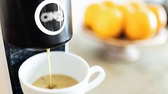 Shintana Saya La Maison