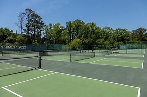 Kosta Rooca 1 Bedroom Home by RedAwning