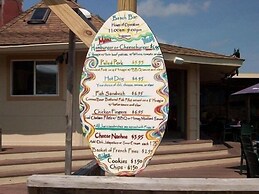 Kosta Rooca 1 Bedroom Home by RedAwning