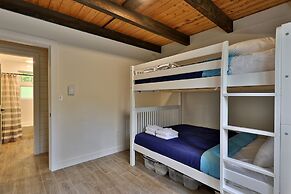 Left Duplex Home Directly Across From Pico Mountain, Close To Killingt