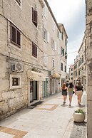 InMotion Luxury Rooms