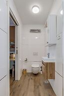 InMotion Luxury Rooms