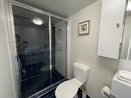 City Stadium Apartment Riverfront 38