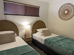 City Stadium Apartment Riverfront 38