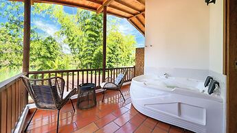 CASA EVE HOTEL