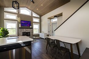 Luxury Loft Cottage In Manitou Beach