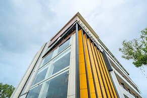 Hylife Hotel and Convention