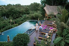Penida Bambu Green Suites