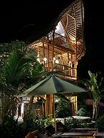 Penida Bambu Green Suites