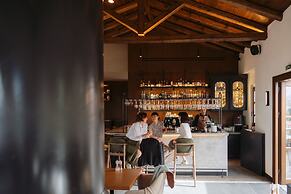 Unedo All Seasons Hotel