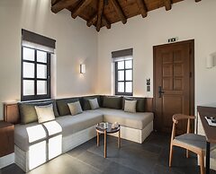 Unedo All Seasons Hotel