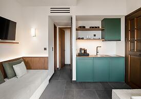 Unedo All Seasons Hotel