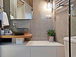 Sea & Cliff Luxury Suites byCorfuescapes