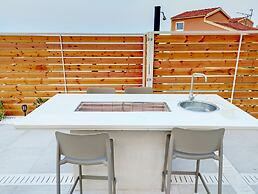 Sea & Cliff Luxury Suites byCorfuescapes