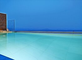 Sea & Cliff Luxury Suites byCorfuescapes