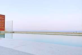 Sea & Cliff Luxury Suites byCorfuescapes