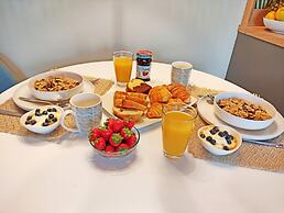 Sea & Cliff Luxury Suites byCorfuescapes