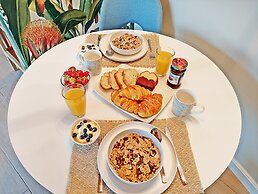 Sea & Cliff Luxury Suites byCorfuescapes