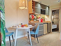 Sea & Cliff Luxury Suites byCorfuescapes