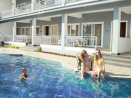 Gracias  Cafe & Resort