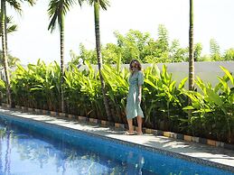 Gracias  Cafe & Resort