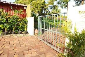 Gracias  Cafe & Resort