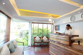 Gracias  Cafe & Resort