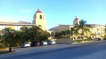 Punta Me Apartment Beach Front Hotel