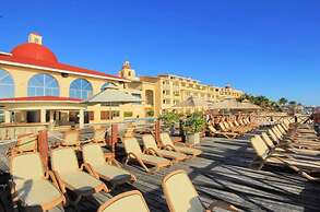 Punta Me Apartment Beach Front Hotel