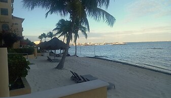 Punta Me Apartment Beach Front Hotel