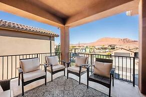 Desert Solitaire #101 6 Bedroom Townhouse