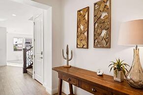 Desert Solitaire #101 6 Bedroom Townhouse