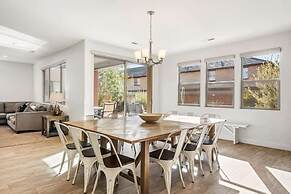 Desert Solitaire #101 6 Bedroom Townhouse