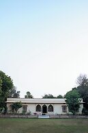 Shahpura Abhaneri Resort