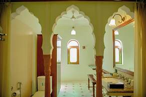 Shahpura Abhaneri Resort