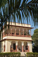 Shahpura Abhaneri Resort