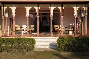 Shahpura Abhaneri Resort