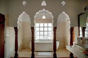 Shahpura Abhaneri Resort