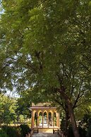 Shahpura Abhaneri Resort