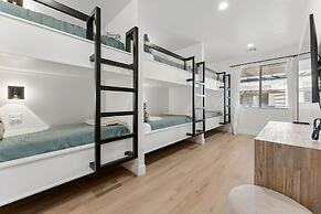 Laguna Beach 4 Bedroom Townhouse