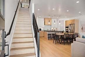 Laguna Beach 4 Bedroom Townhouse