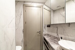 Flat With Panoramic Bosphorus View in Cihangir