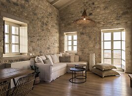 Bassa Maina Villas & Suites